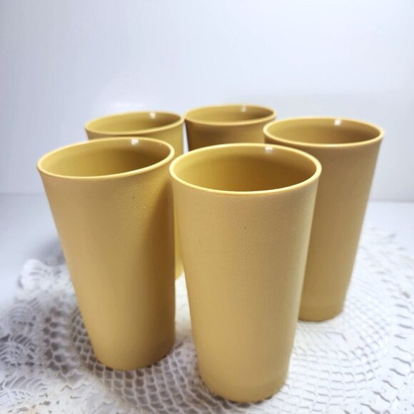 Tupperware Tall Tumblers Set of 5 Harvest Gold 8 oz Juice Cups 873 Vintage 70s - Picture 9 of 11